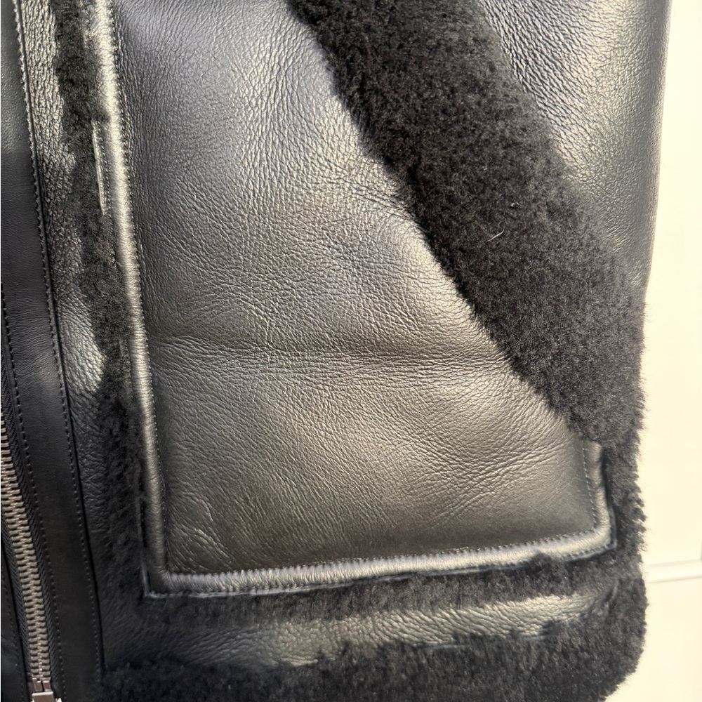 Coach Reversible Black Shearling Leather Vest Size Small NWT - Picture 8 of 12